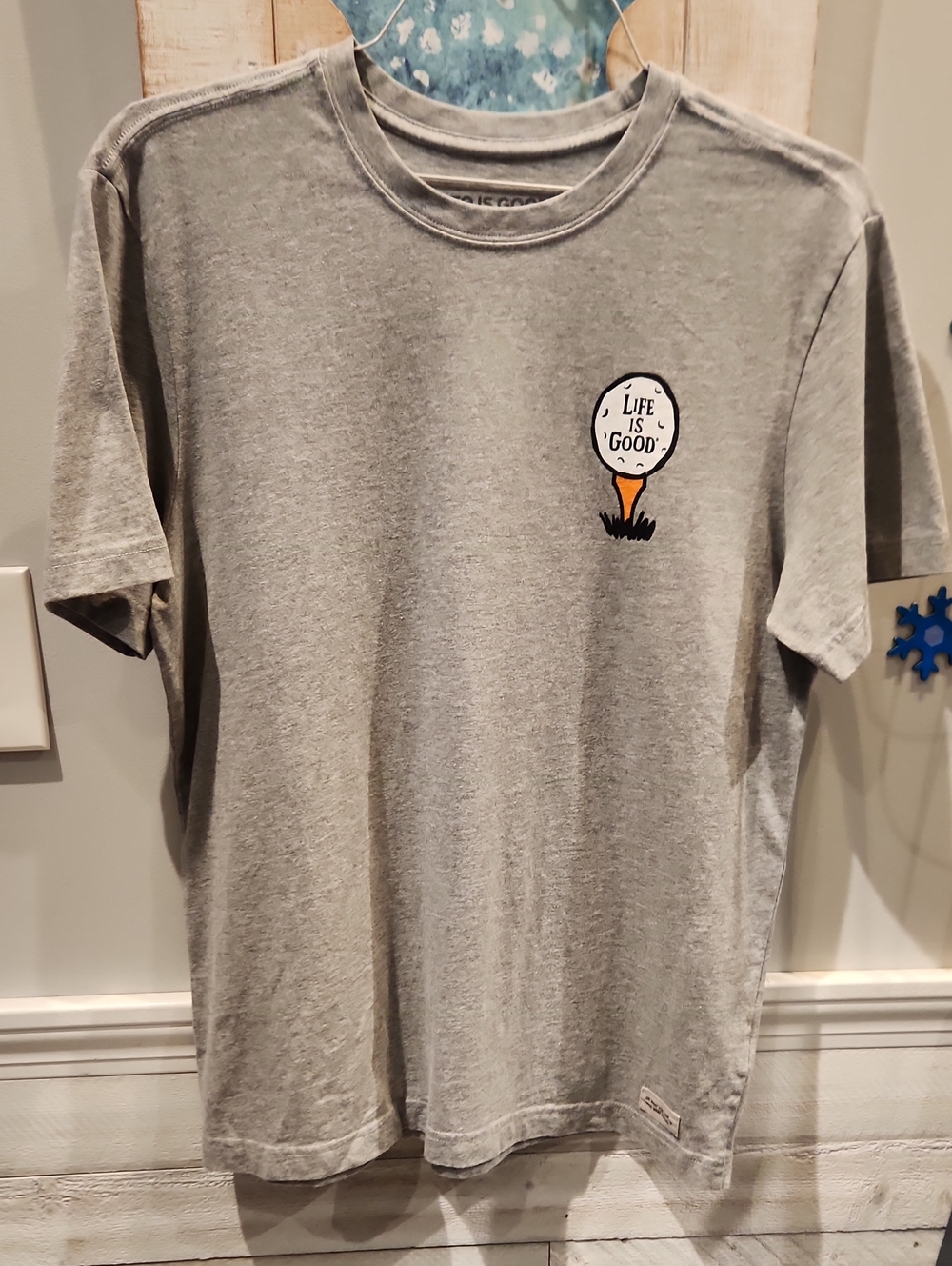 EUC Life Is Good Crusher Men's Short-Sleeve Tee - Light Gray SZ M